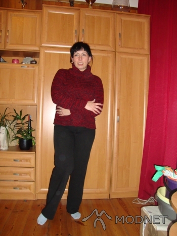 Spodnie Diana, Diana Słupsk; Sweter River Island, http://www.allegro.pl; Skarpetki NO NAME, Real Słupsk