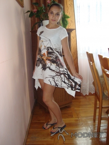 Sukienka Reserved, Reserved Tarnów; Japonki Adidas, http://www.allegro.pl