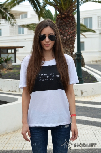 Okulary noname, http://www.allegro.pl; T-shirt Zara, Galaxy Szczecin